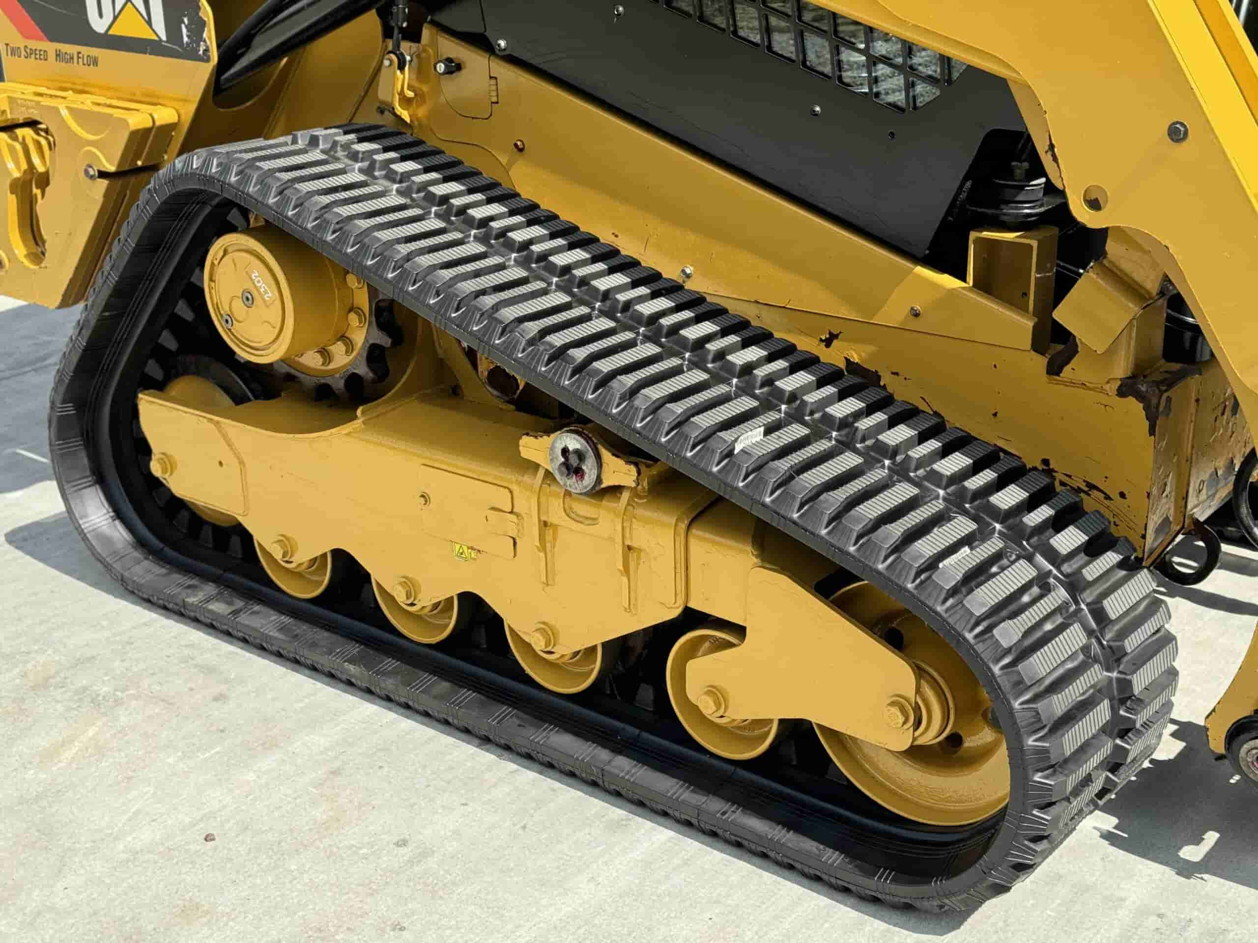 2019 CAT 259D HIGH FLOW CLEAN
